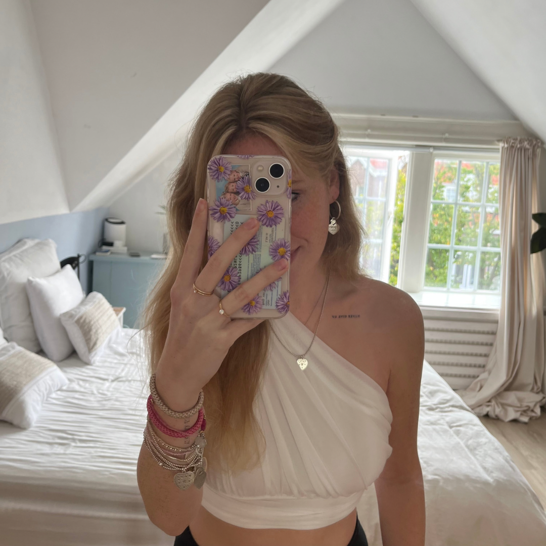 Le tatouage temporaire n'abandonne jamais