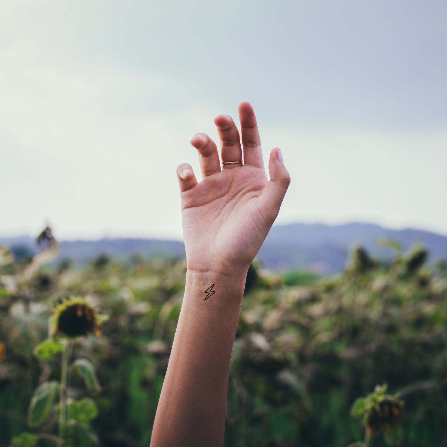 kleine nep tattoo