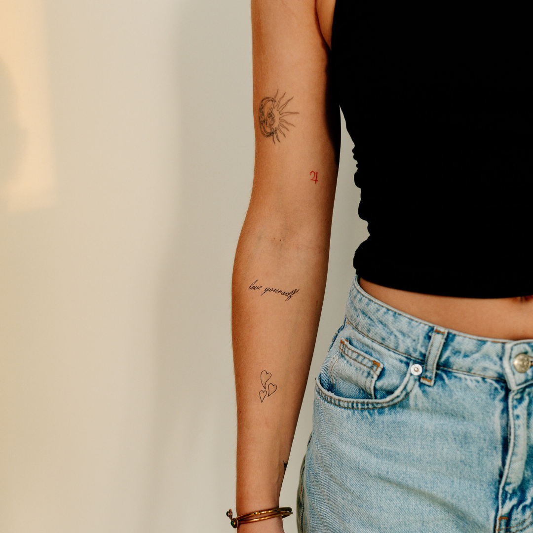 Tatouages temporaires Pols : 8 designs populaires comparés