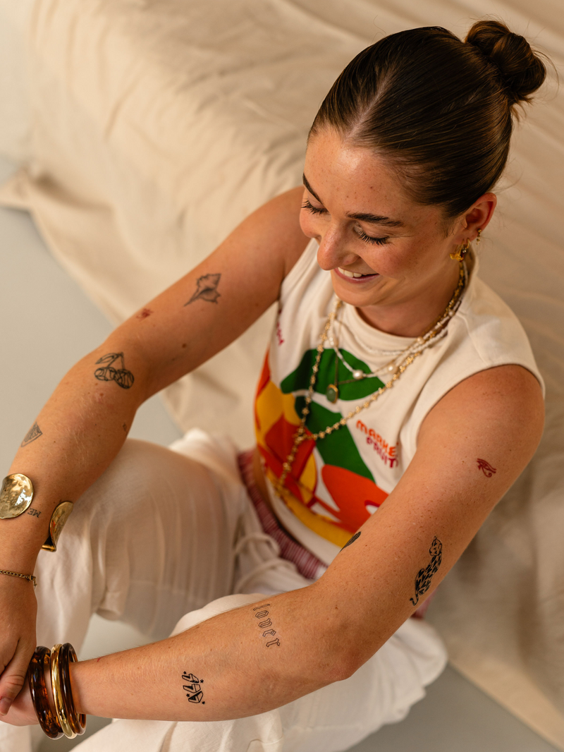 Tatouages temporaires semi-permanents