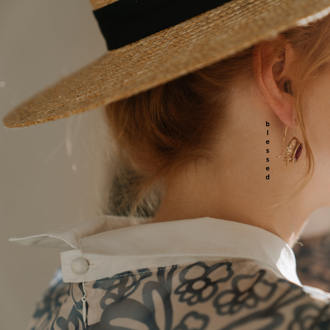 Tatouage de texte Nek